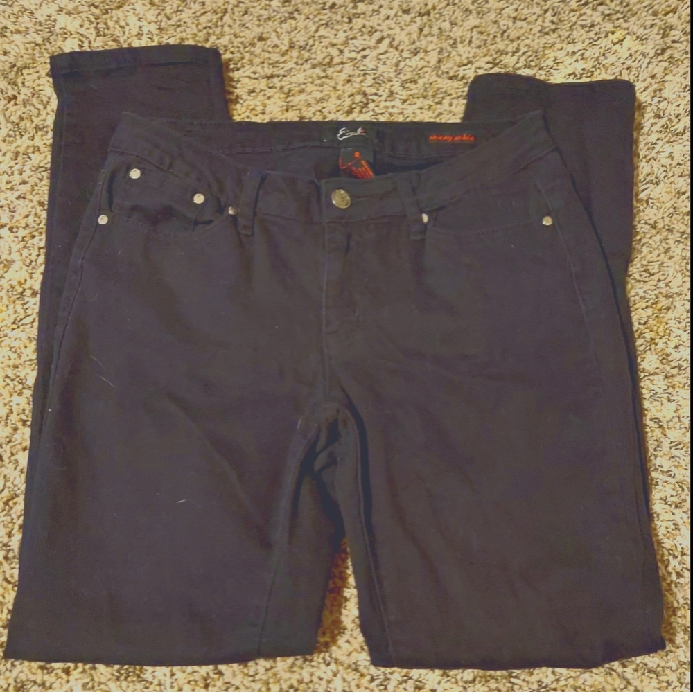 Earl Skinny Ankle Jeans